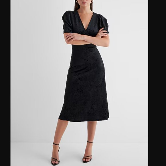 Crushed Velvet V-Neck Puff Sleeve Midi Dress NWT - Picture 6 of 6